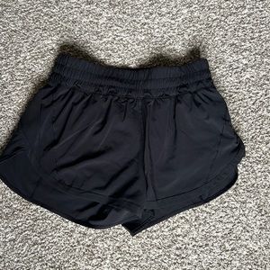LULULEMON TRACK THAT HR SHORT 3 INCH